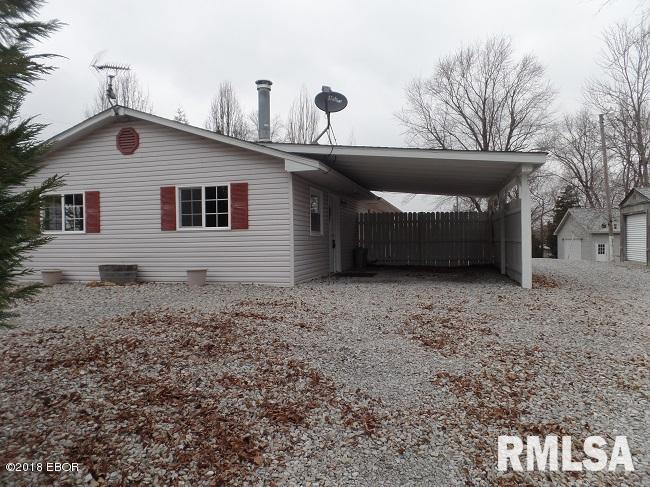 12072 Pebble Point Road Marion, IL 62959 - Photo 3 of 19