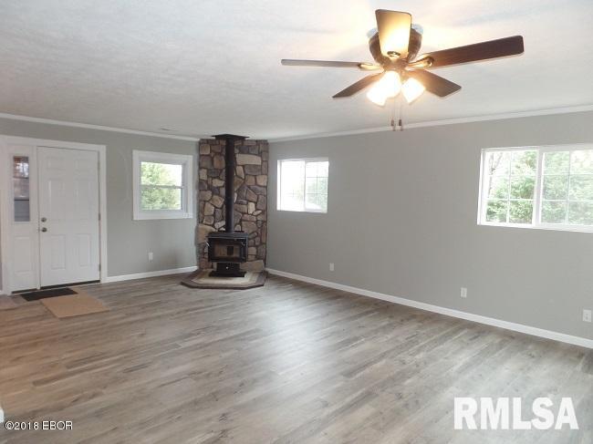 12072 Pebble Point Road Marion, IL 62959 - Photo 4 of 19