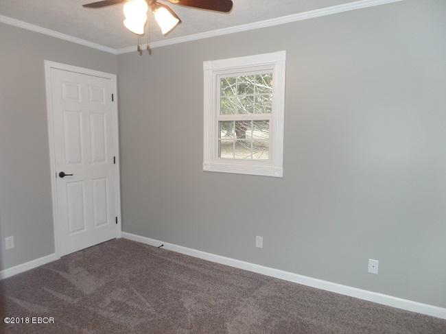 12072 Pebble Point Road Marion, IL 62959 - Photo 7 of 19