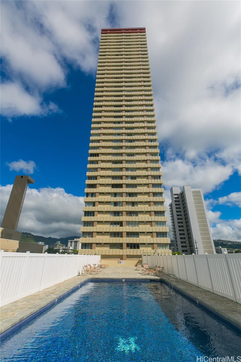 2525 Date Street, Unit 2303 Honolulu, HI 96826 - Photo 25 of 25 a view of a city from a balcony