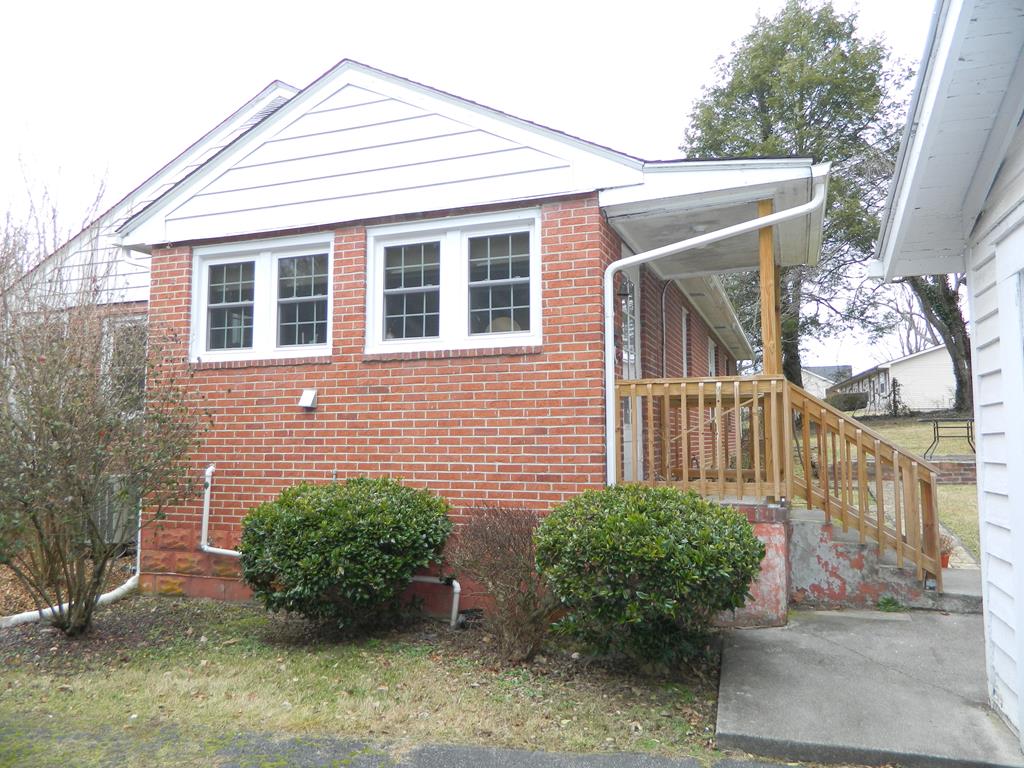 225 Maple Street Glade Spring, VA 24340 - Photo 60 of 66 Gallery Image 60