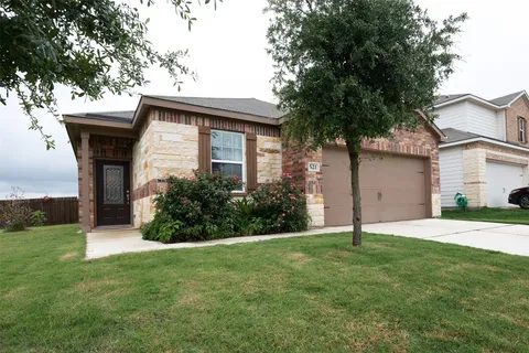$305,000 | 521 Congress Way, Liberty Hill, TX 78642
