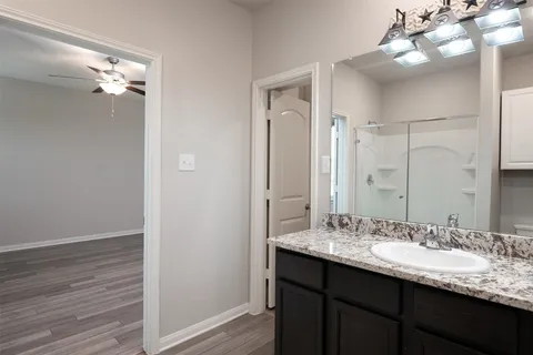 $305,000 | 521 Congress Way, Liberty Hill, TX 78642