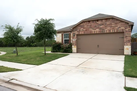 $305,000 | 521 Congress Way, Liberty Hill, TX 78642