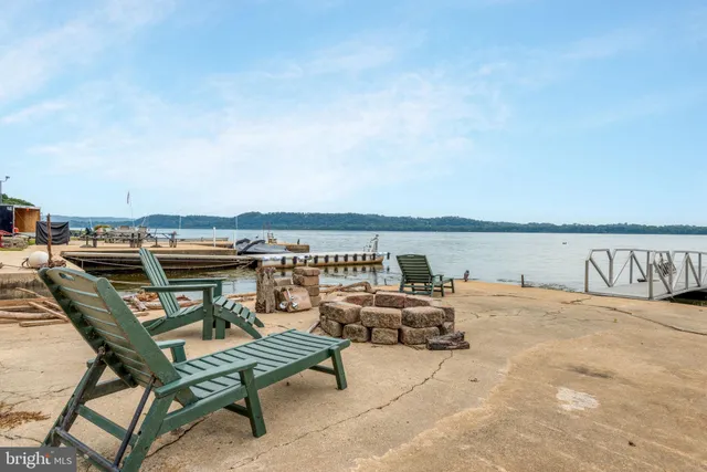 $425,000 | 70 Boat House Road, Wrightsville, PA 17368