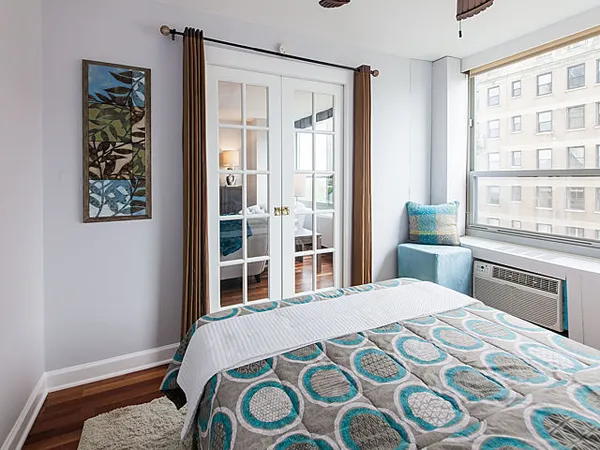 $309,900 | 3550 North Lake Shore Drive, Unit 904, Chicago, IL 60657