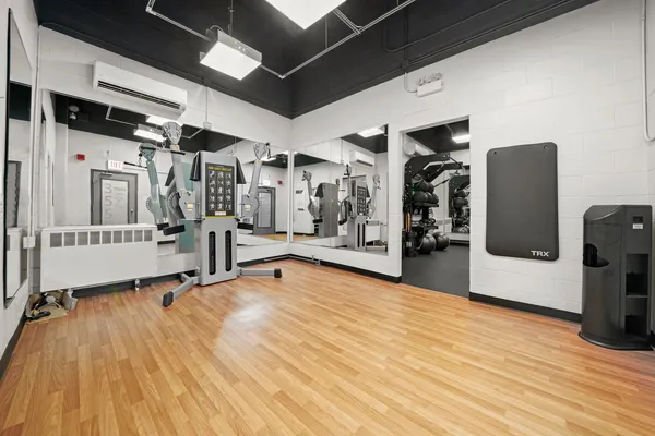 $309,900 | 3550 North Lake Shore Drive, Unit 904, Chicago, IL 60657