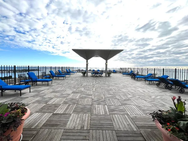 $309,900 | 3550 North Lake Shore Drive, Unit 904, Chicago, IL 60657