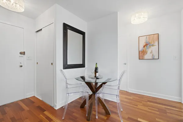 $309,900 | 3550 North Lake Shore Drive, Unit 904, Chicago, IL 60657