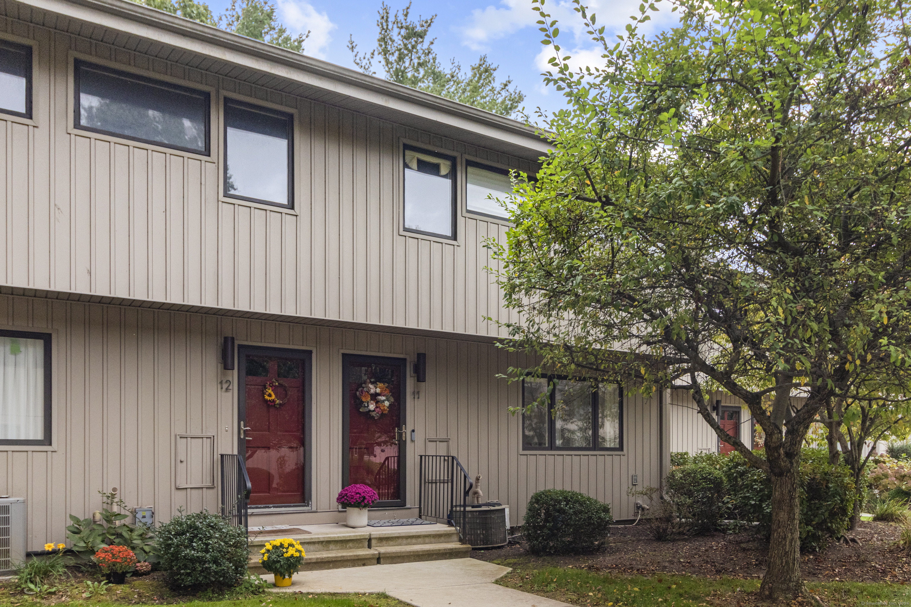 11 Intown Terrace, Unit 11 Middletown, CT 06457 - Photo 1 of 32 a front view of a house