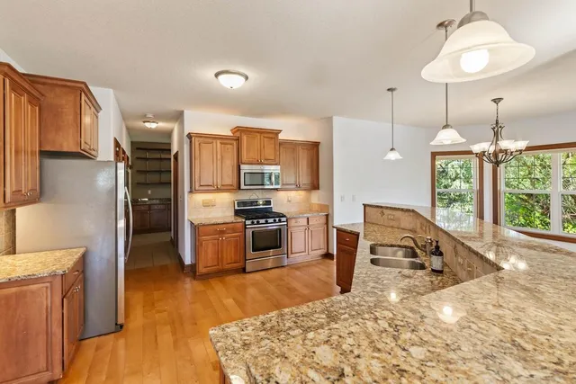 $789,900 | N66W12812 Corryton Court, Menomonee Falls, WI 53051