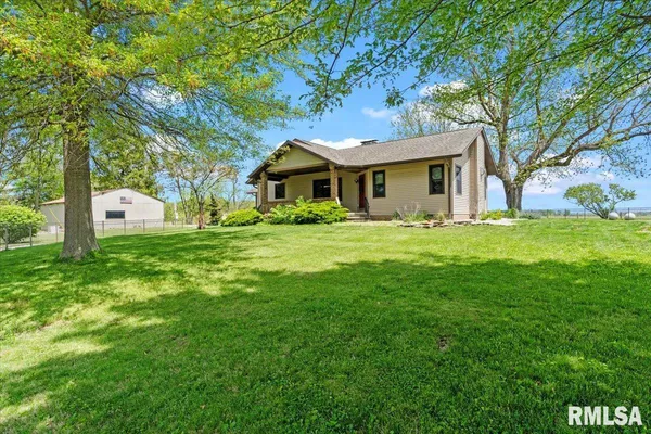 $1,365,000 | 3062 Highway 97, Pleasant Plains, IL 62677