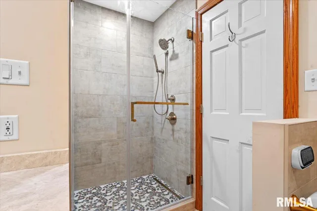 $1,506,000 | 3062 Highway 97, Pleasant Plains, IL 62677