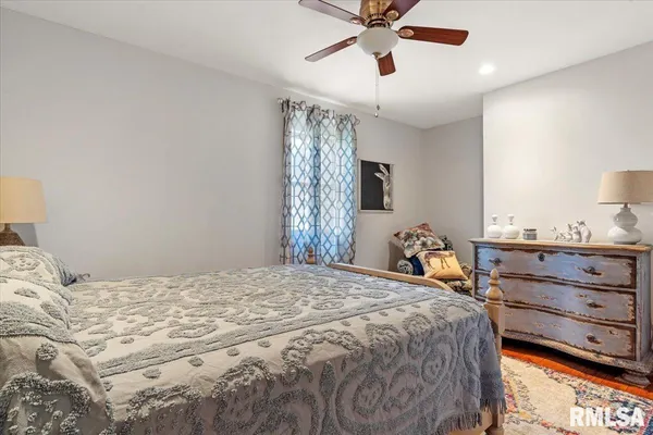 $1,365,000 | 3062 Highway 97, Pleasant Plains, IL 62677