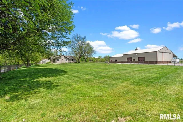 $1,506,000 | 3062 Highway 97, Pleasant Plains, IL 62677