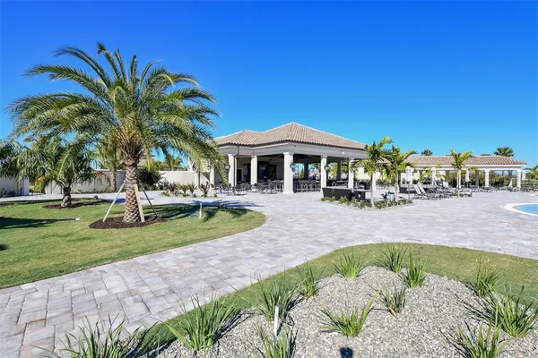 $325,000 | 16804 Vardon Terrace, Unit 107, Bradenton, FL 34211