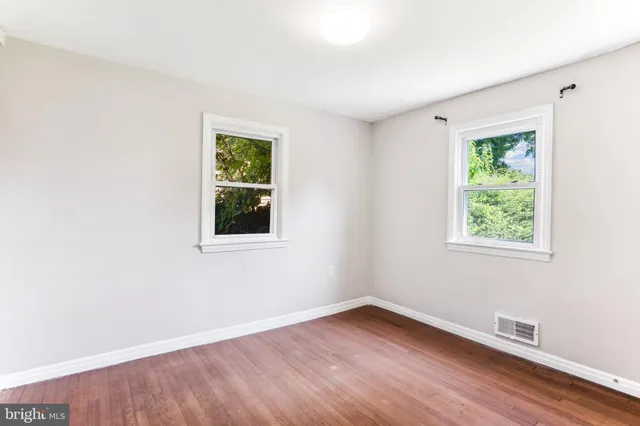 $300,000 | 3310 Navy Day Drive, Suitland, MD 20746