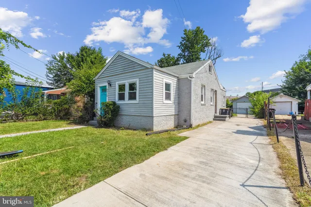 $300,000 | 3310 Navy Day Drive, Suitland, MD 20746