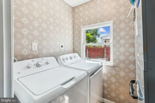 $300,000 | 3310 Navy Day Drive, Suitland, MD 20746