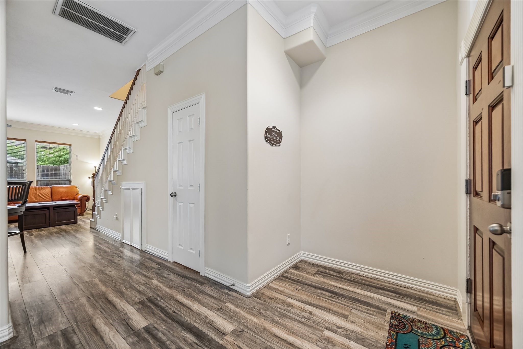 1950 Gentryside Drive Houston, TX 77077 - Photo 2 of 20