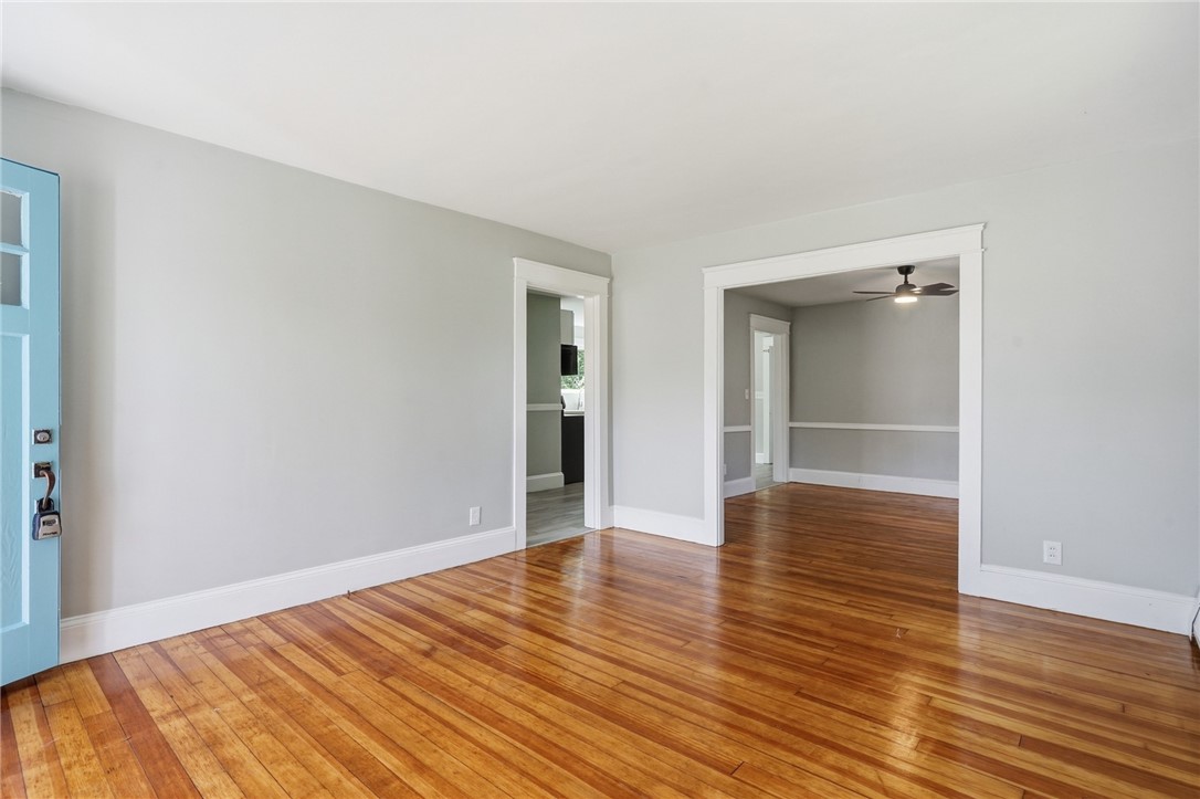 41 Custer Street Warwick, RI 02889 - Photo 9 of 24 Gallery Image 9