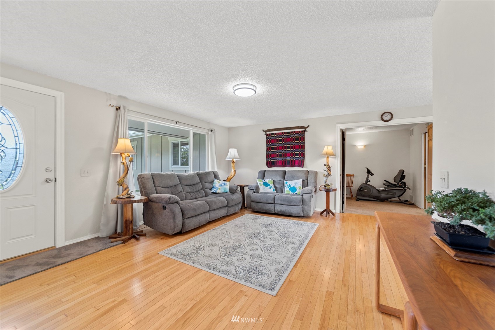 19923 East Hickox Road Mount Vernon, WA 98274 - Photo 4 of 28 Gallery Image 4