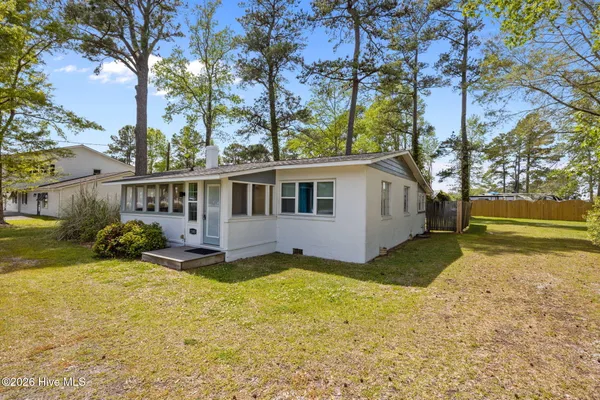 $295,000 | 1103 Broad St Extension, Oriental, NC 28571