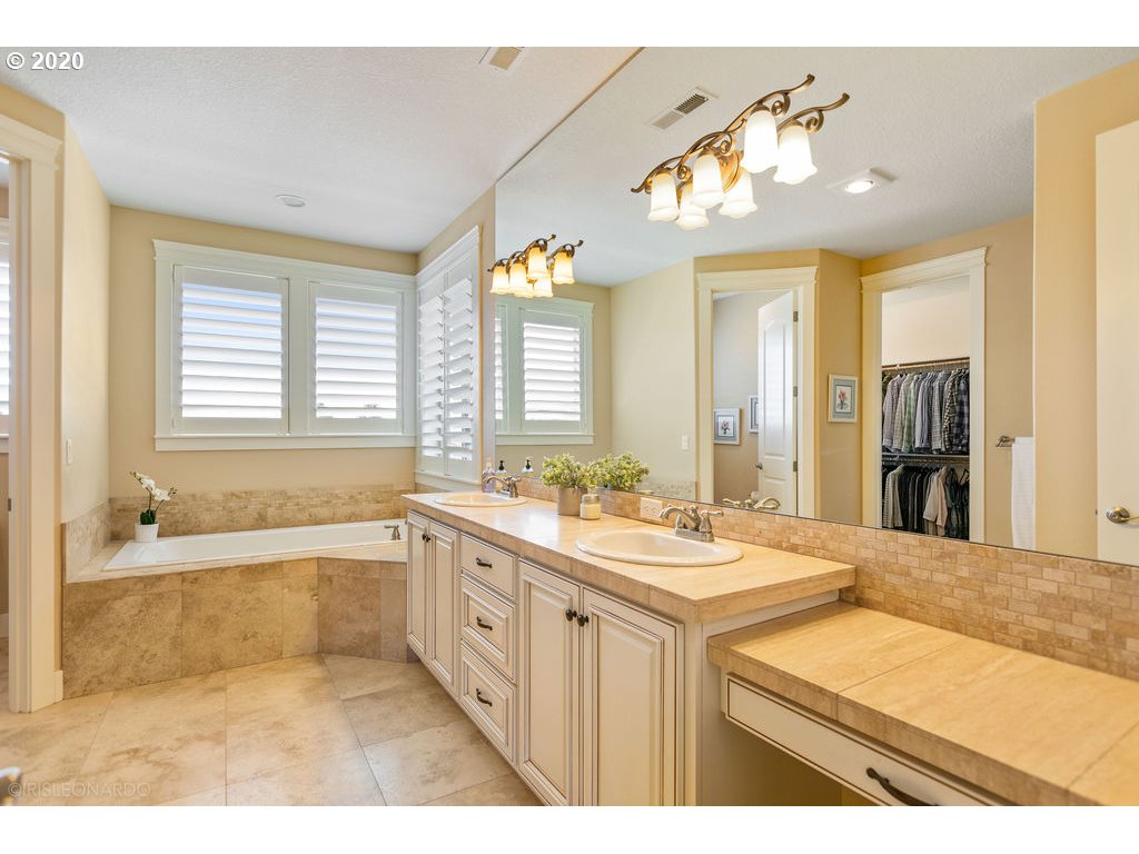 5321 Northwest Goodwin Loop Camas, WA 98607 - Photo 16 of 32 Gallery Image 16