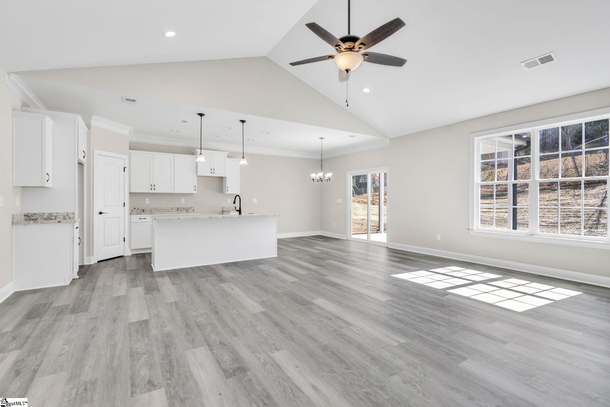 111 Dean Street Pickens, SC 29671 - Photo 5 of 25 Gallery Image 5