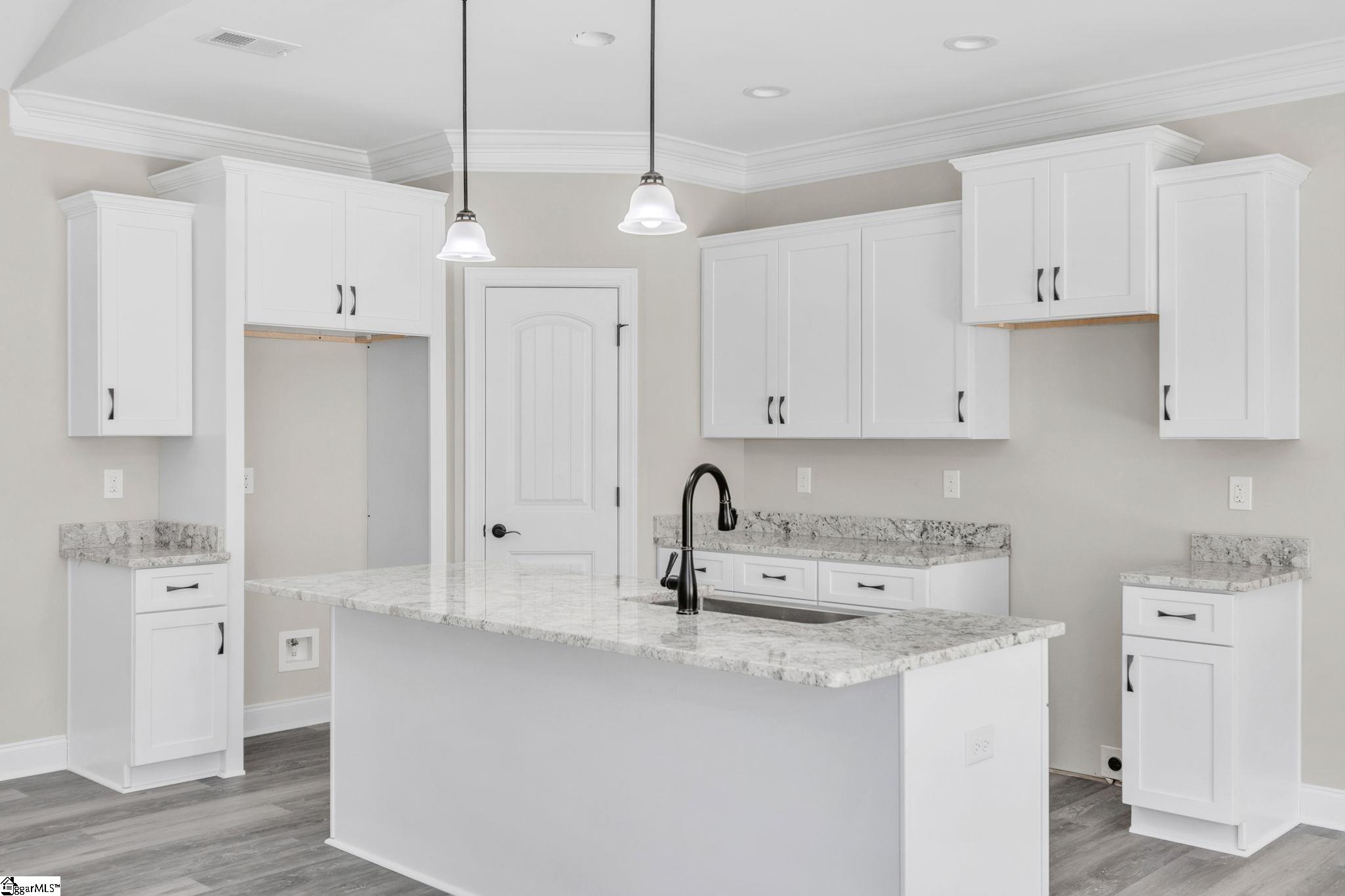 111 Dean Street Pickens, SC 29671 - Photo 8 of 25 Gallery Image 8
