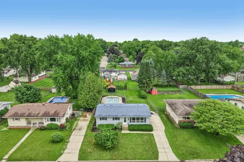 $375,000 | 809 West Street, Stoughton, WI 53589