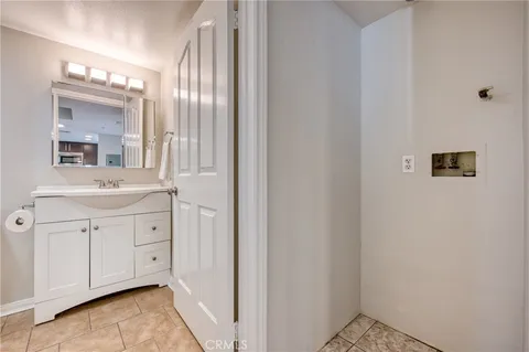 $649,000 | 4755 Templeton Street, Unit 2210, Los Angeles, CA 90032