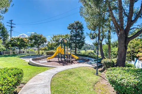 $649,000 | 4755 Templeton Street, Unit 2210, Los Angeles, CA 90032