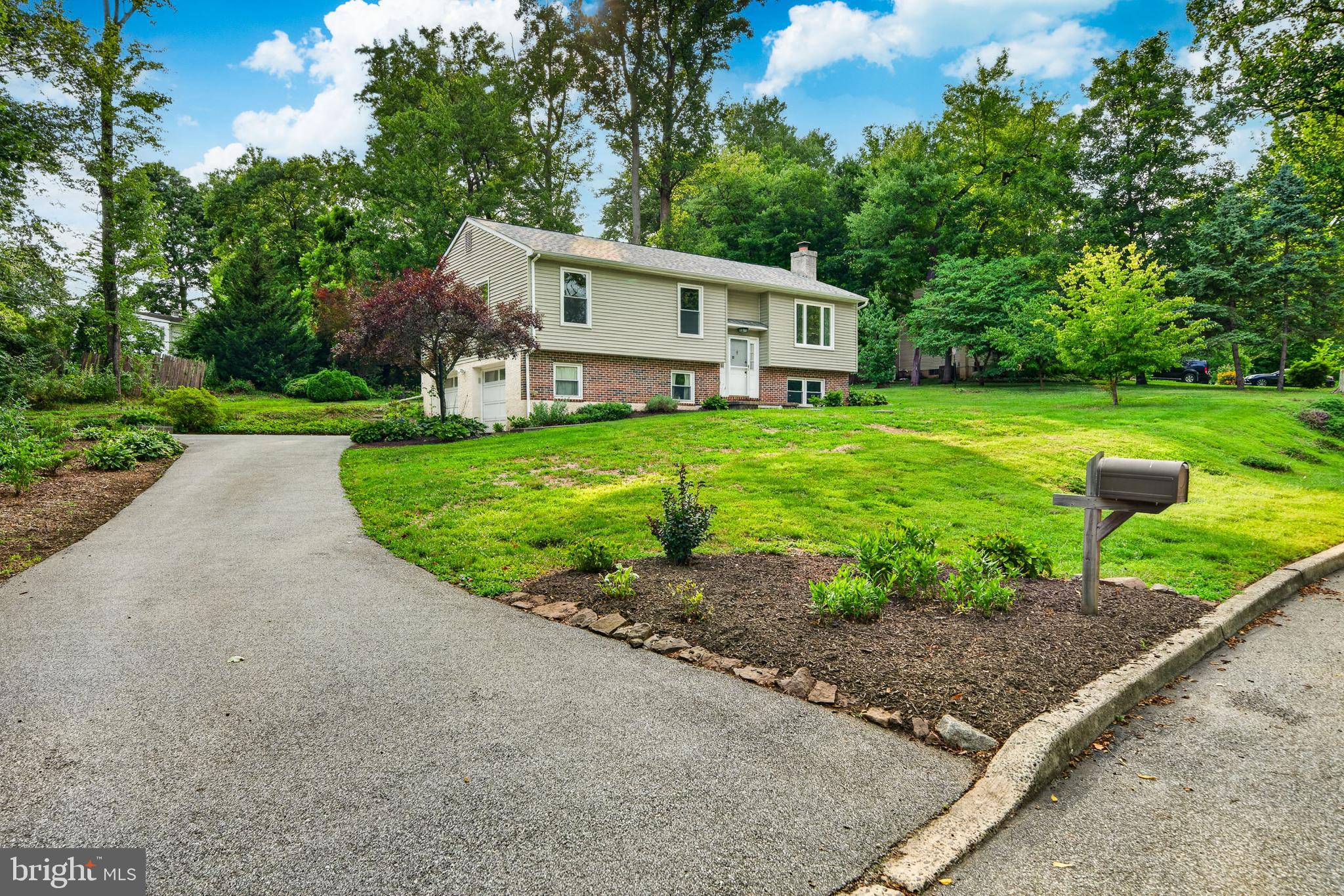 2602 Pheasant Run Spring City, PA 19475 - Photo 1 of 28 Gallery Image 1