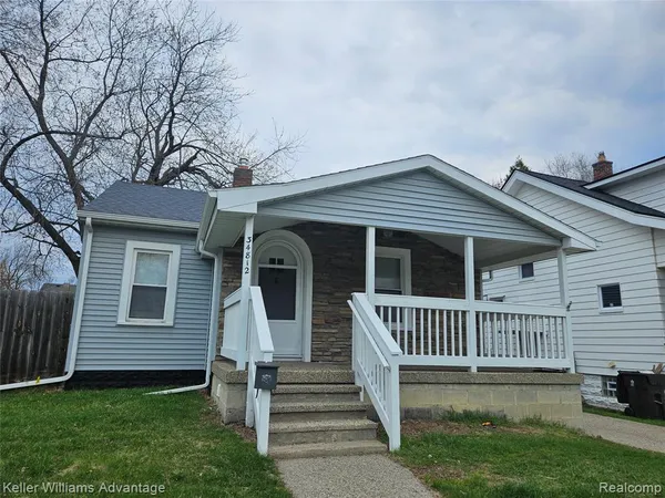 $149,900 | 34812 Ash Street, Wayne, MI 48184