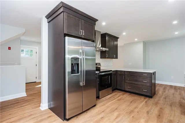 $574,900 | 345 Nausauket Road, Warwick, RI 02886