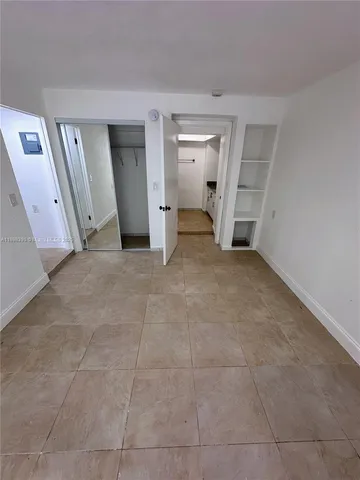 a view of a livingroom with an empty space