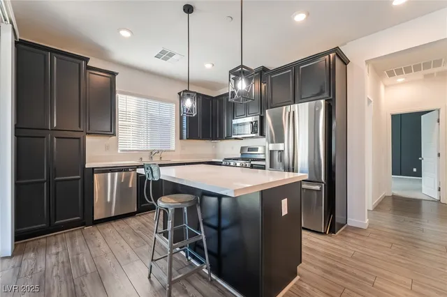 $1,625 | 965 Nevada State Drive, Unit 1202, Henderson, NV 89002