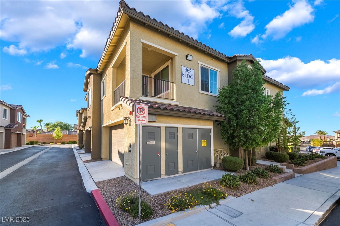 965 Nevada State Drive, Unit 1202 Henderson, NV 89002 - Photo 3 of 32