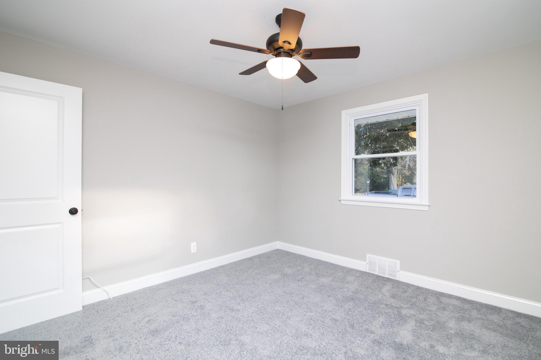124 Hemlock Avenue Laurel Springs, NJ 08021 - Photo 12 of 41 Bedroom 2