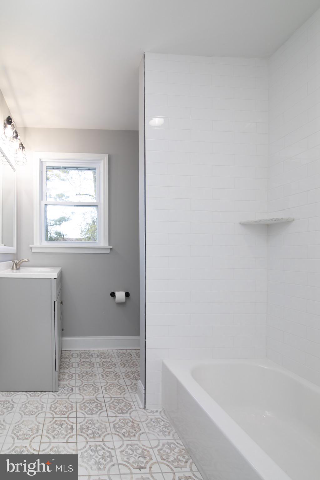 124 Hemlock Avenue Laurel Springs, NJ 08021 - Photo 19 of 41 Bathroom