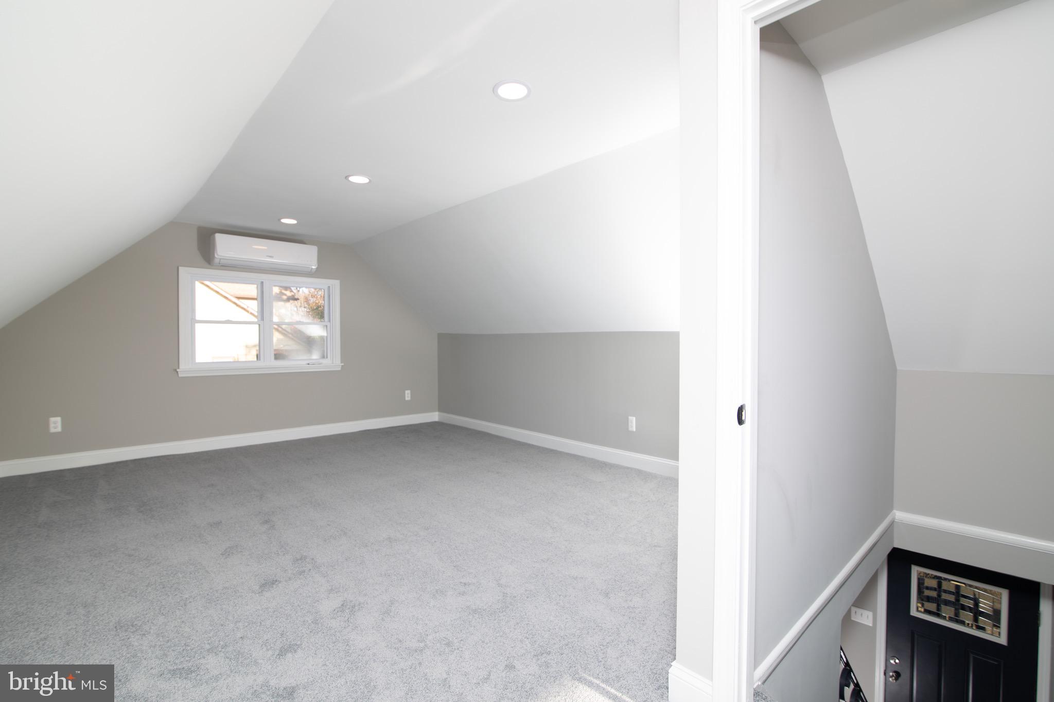 124 Hemlock Avenue Laurel Springs, NJ 08021 - Photo 23 of 41 Master Bedroom