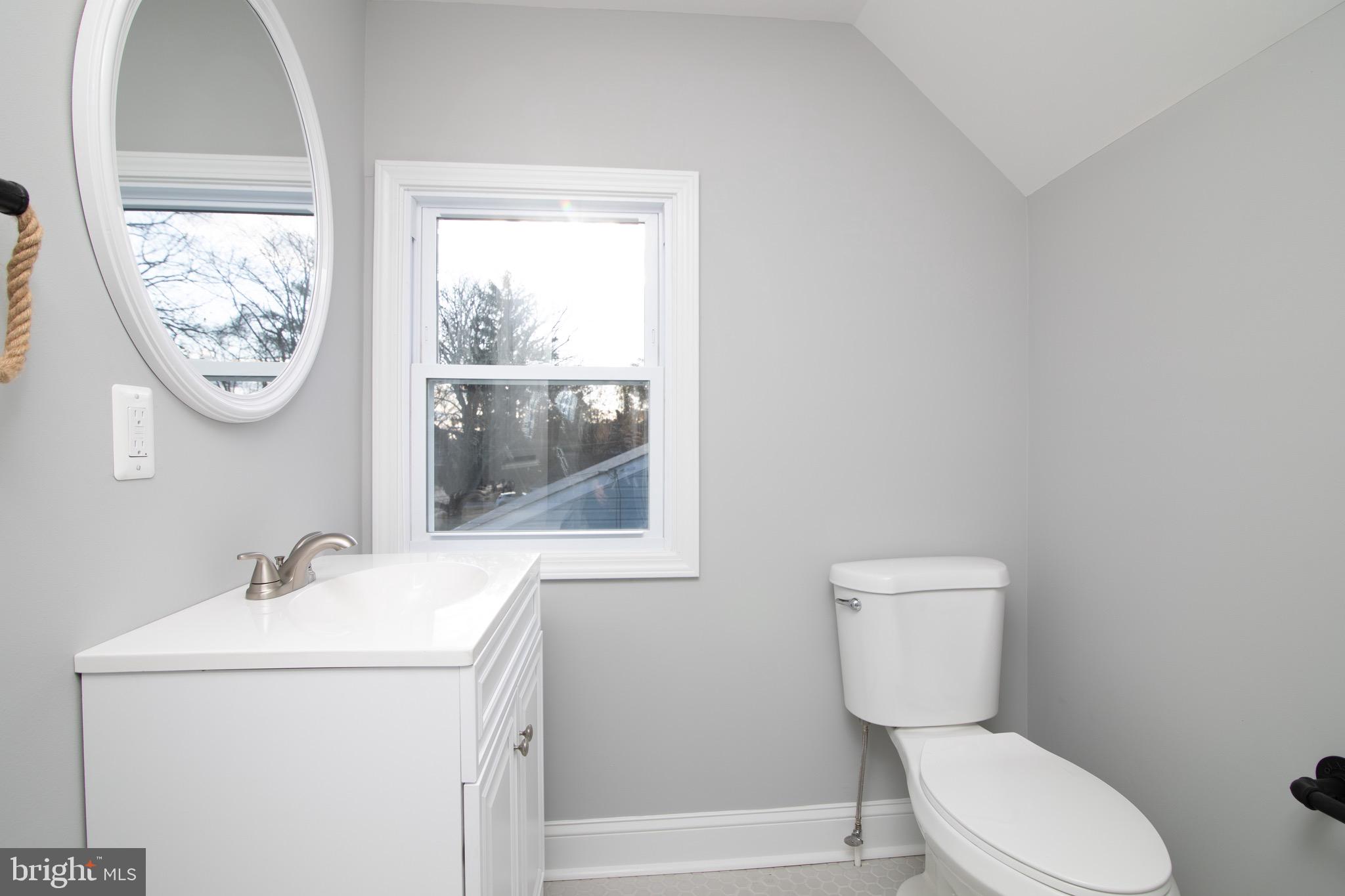 124 Hemlock Avenue Laurel Springs, NJ 08021 - Photo 27 of 41 Master Bathroom