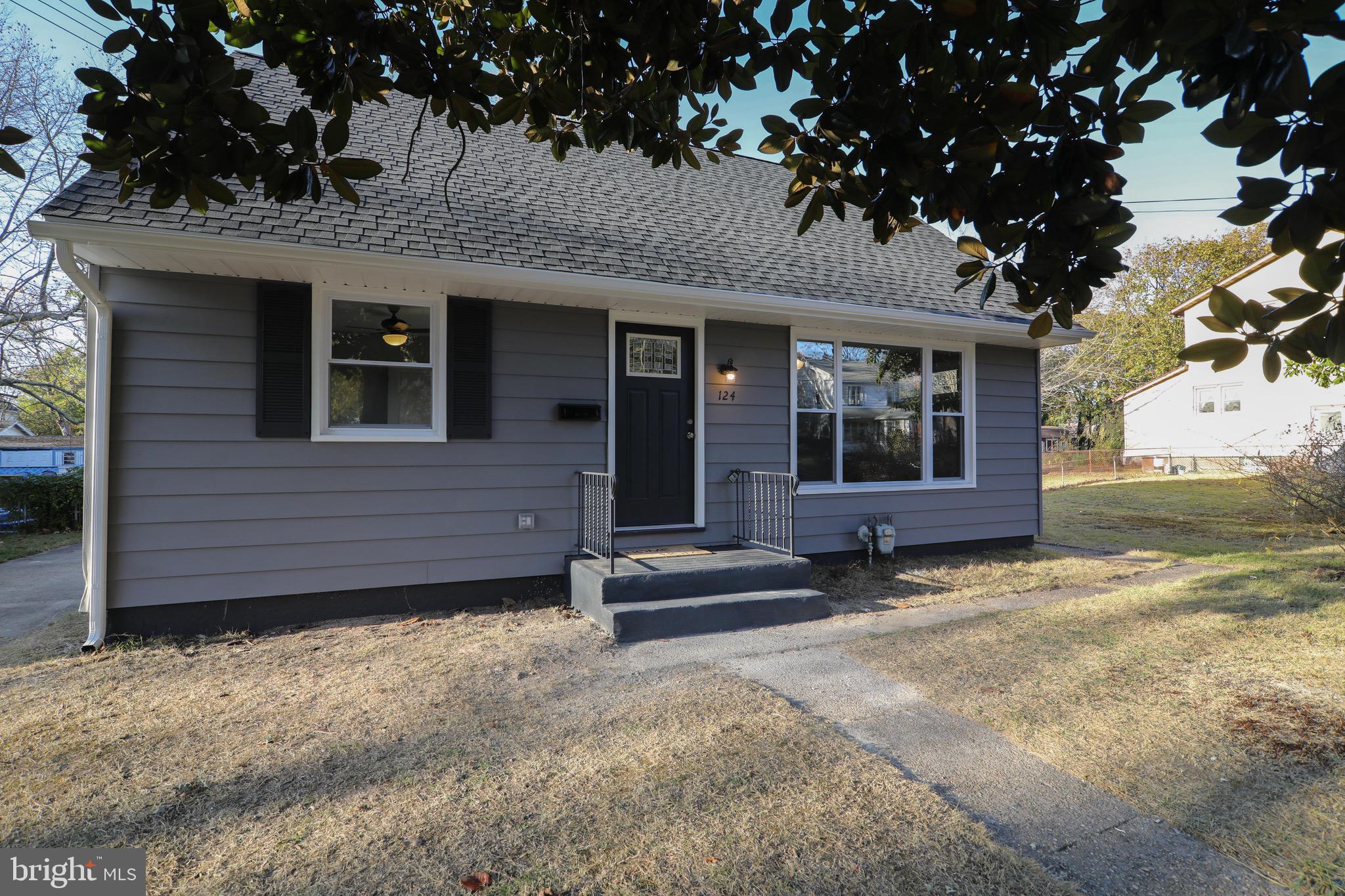 124 Hemlock Avenue Laurel Springs, NJ 08021 - Photo 35 of 41 Exterior front