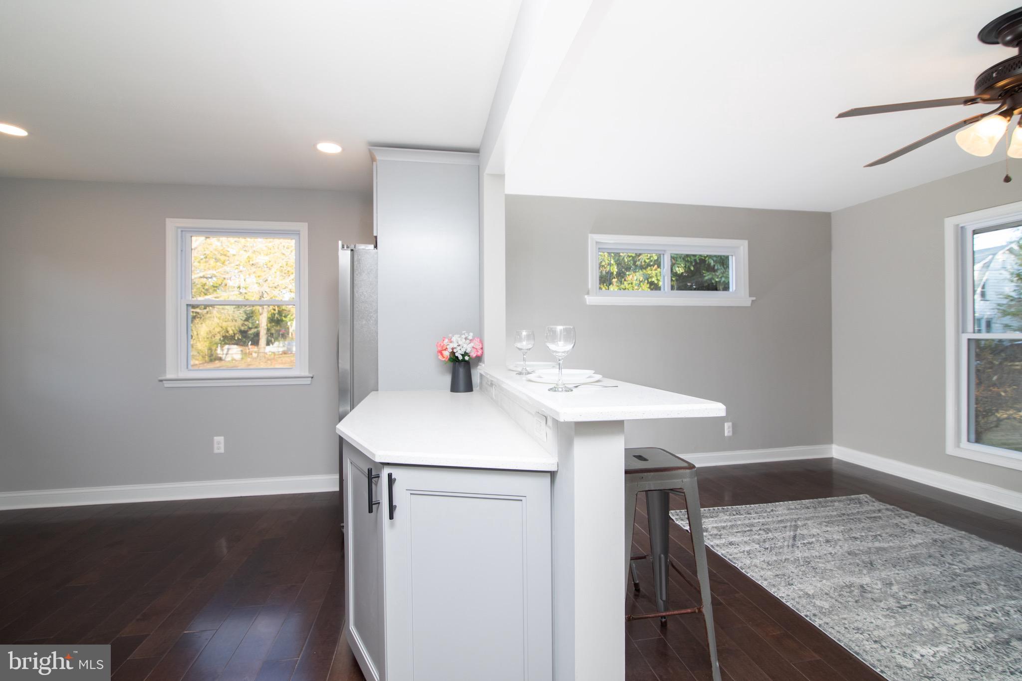 124 Hemlock Avenue Laurel Springs, NJ 08021 - Photo 5 of 41 Breakfast Bar