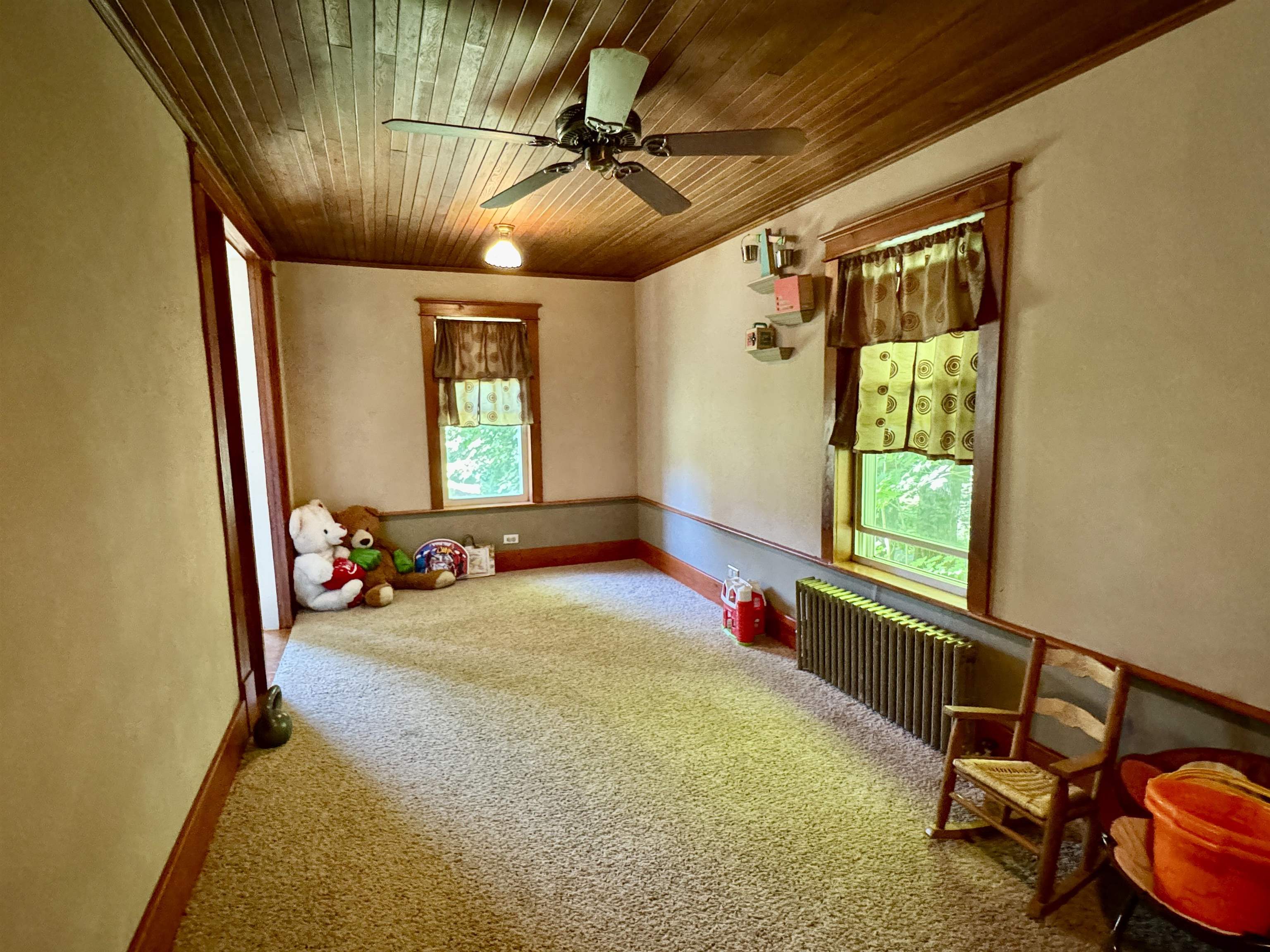 335 Caswell Avenue Derby, VT 05830 - Photo 17 of 32