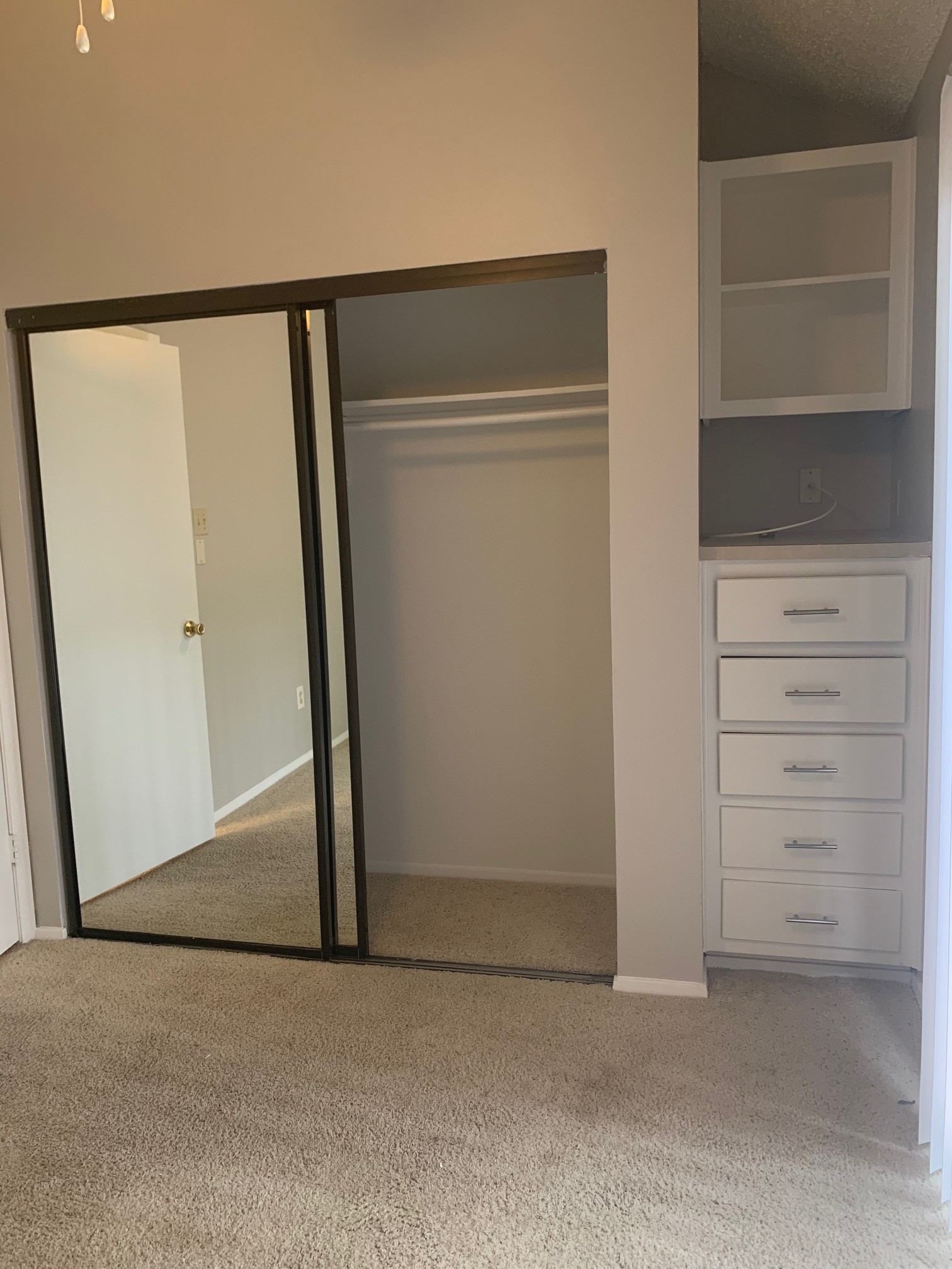 2210 Pearl Street, Unit 305 Austin, TX 78705 - Photo 7 of 8