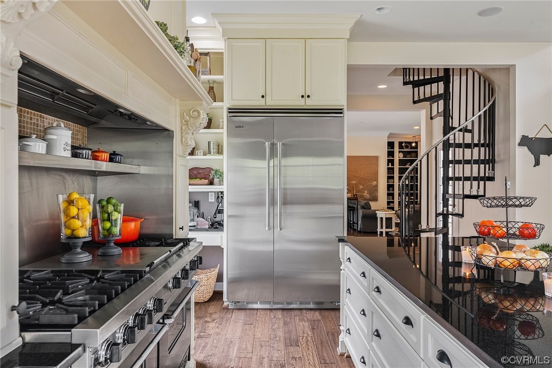20065 Beaver Dam Road Beaverdam, VA 23015 - Photo 15 of 41 a kitchen with stainless steel appliances granite countertop a refrigerator and a stove