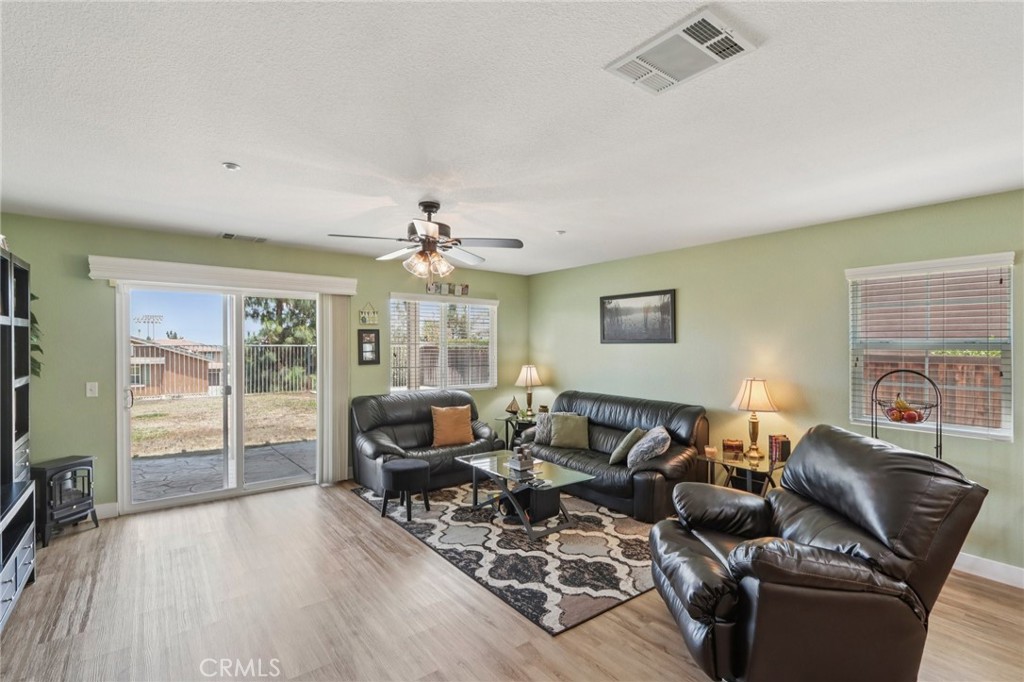 18418 Whitewater Way Riverside, CA 92508 - Photo 9 of 31