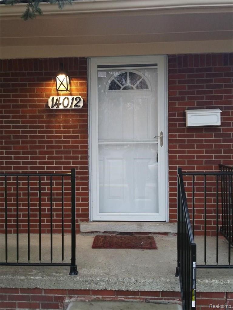 14012 Inkster Road Redford, MI 48239 - Photo 2 of 33 FRONT ENTRANCE.jpg